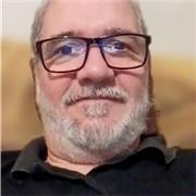 Aulas online e/ou presenciais ( centro de SP ) para iniciantes ou não. Se vc tem problema com a gramática, vocabulário e pronúncia, eu posso te ajudar. Caso queira praticar conversação e atividades extras, também posso ser seu parceiro. Me contate aqui e