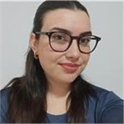 Soy una estudiante universitaria, con ingles nativo, que puede ayudar a niños o adolescentes a mejorar su nivel. 