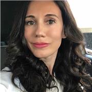 Laureata in Lingue Straniere offre lezioni di italiano come lingua seconda o straniera