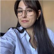 Laureanda in storia presso l’Università di Pisa, impartisce lezioni,di storia per le scuole medie e superiori (individuali e non)