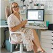 Learn Graphic Design with a Designer Who Truly Loves What She Does