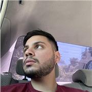 Deutsch-Tutor, der deutsch für alle Altersgruppen anbietet.