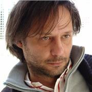 Design grafico, esperto dei programmi di grafica Photoshop e Illustrator