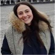 Laureata in Scienze Statistiche, Attuariali e Finanziare impartisce lezioni di statistica