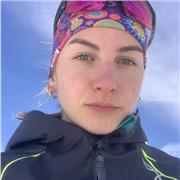 Studentessa universitaria offre ripetizioni di matematica, disponibile anche come aiuto compiti