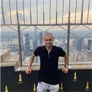 Profesor con muchas ganas de aprender con mis alumnos de manera online.