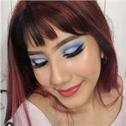 Profesora de Maquillaje Profesional