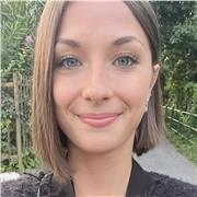 Se cerchi un tutor per migliorare i tuoi voti a scuola, sarò lieta di aiutarti e seguirti per il successo