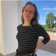 UK bilingual young professional eager to help with your English ventures