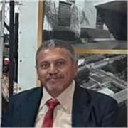 Somos apaixonados por educação, música e comunicação — e acreditamos que aprender pode ser uma jornada leve, prazerosa e transform