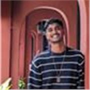 Estudiante con nivel C1/C2 de inglés. Clases para adultos principiantes o pre-intermedios que quieren progresar de forma práctica.