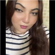 Me defino una persona clara,y que le gustan los retos y ayudar a los pequeños de la casa.(primaria)