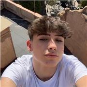 Insegnante di Matematica che insegna a tutti quelli che hanno bisogno