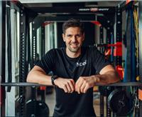 Erfahrener Personal Trainer hilft Dir Dein Trainings-Ziel zu erreichen!