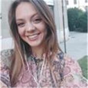 Insegnante madrelingua albanese e italiano offre servizio nell'apprendimento di albanese, italiano e inglese. 
Sono un'appasionata di lingue e il mio aiuto è rivolto a chiunque abbia bisogno di fare lezioni online