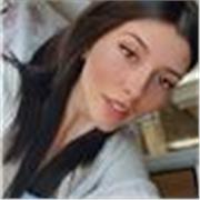 Avendo studiato in un liceo linguistico, ed essendo una ragazza di origini rumene che vive a Roma fin dall'infanzia, padroneggio la lingua italiana, rumena, spagnola e francese