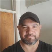 Nativo español,te enseña el idioma de forma practica y dinamica.