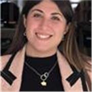 Especialista en marketing digital y Amazon con experiencia profesional, que ayuda a emprendedores, marcas y estudiantes a entender