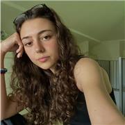 Studentessa (19 anni) ti aiuta con il tuo inglese!