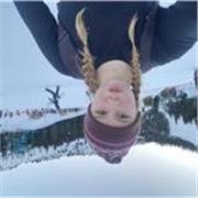 Oberstufen Schülerin, 16 Jahre, sehr gute Englisch Kenntnisse, Kinder in der Grundschule