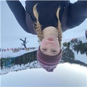 Oberstufen Schülerin, 16 Jahre, sehr gute Englisch Kenntnisse, Kinder in der Grundschule