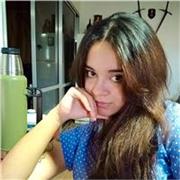 Profesora comparte conocimientos de la Física, desde la Mecánica Newtoniana hasta la Mecánica Cuántica para quienes lo necesiten