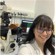 Profesora de Biología que te inspira a amar la ciencia y a aprobar aprendiendo de forma divertida. 