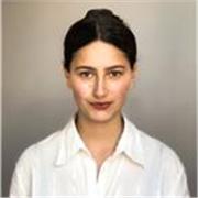 Mehrsprachige Pariser Studentin bietet abwechslungsreichen, individuell gestalteten Unterricht (Französisch, Englisch, Spanisch und Portugiesisch)