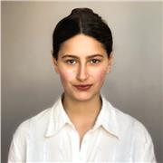 Mehrsprachige Pariser Studentin bietet abwechslungsreichen, individuell gestalteten Unterricht (Französisch, Englisch, Spanisch und Portugiesisch)