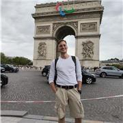 Studente di medicina con diploma IB propone lezioni di inglese per scuole elementari, medie e superiori a Bologna