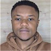 Estudiante universitario de pregrado en Bellas Artes, puedo enseñar a personas de diferentes edades