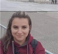 Offro lezioni di letteratura italiana e altre materie umanistiche a studenti di elementari, medie e superiori