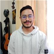 Professioneller Spanischlehrer aus Kolumbien mit langjähriger Erfahrung im personalisierten Unterricht für Lernende aller Niveaus