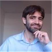 Profesor certificado con más de 10 años de experiencia - ¡Aprende con historias!