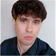 Entrenador de futbol, divertido, tactico, apasionado, divertido, quiero sacar el maximo potencial de todos y crear un buen ambient