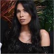 Sou estudante de pedagogia, disposta a ajudar alunos a estudar o português