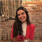 Estudante de Direito com experiência como Monitora na faculdade e no ensino médio. Faço reforço escolar para alunos do ensino fundamental e médio nas disciplinas de humanas (história, filosofia e sociologia). Além de aulas particulares para estudantes uni