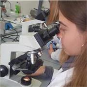 Laureanda in medicina supporta studenti nel programma scolastico di scienze (chimica, biochimica, biologia, etc.). Conosciamoci!