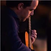 Clases Presenciales y Virtuales de Guitarra Clásica