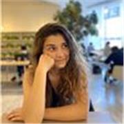 Je donne des cours particuliers de français, contactez- moi si vous avez besoin. 