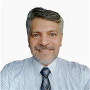 Psicólogo y licenciado en filosofía