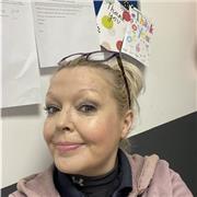 I am an excellent communicator with a passion for science