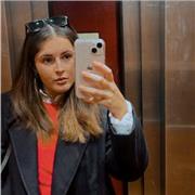 Soy una chica muy sencilla y con muchas ganas de enseñar en especial a niños pequeños, primaria y eso