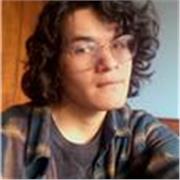 ¿Te interesa tocar guitarra eléctrica, conseguir y recrear diferentes sonidos o empezar a componer?