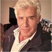 Ex Directivo de Banca Corporativa en un banco alemán. Experiencia en relaciones con empresas internacionales y nacionales 