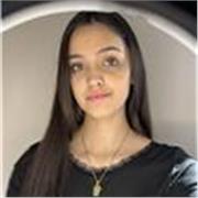 Titulada en TCAE (Tecnico Auxiliar de Enfermeria.Cualquier asignatura