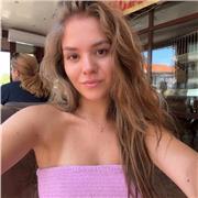 Profesora con nivel de inglés nativo certificada en Cambridge