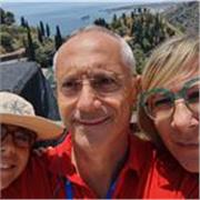 Figlio di professori di una volta... Laurea magistrale in ingegneria, predisposizione al dialogo ed alla comprensione dei problemi