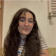 Estudiante de biología en la UPV con buenas notas durante todas mis etapas educativas y muy animada a dar clases de diferentes asignaturas a chavales que lo necesiten. Aparte, C1 en inglés y B2 en euskera