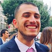 Laureato magistrale presso l'Università Ca' Foscari di Venezia offre lezioni lingua italiana per stranieri